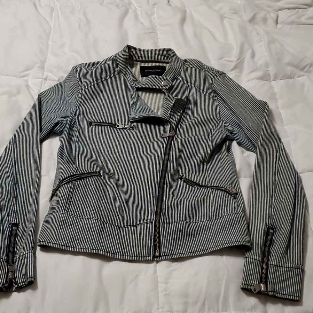 Cropped Banana Republic Jacket
